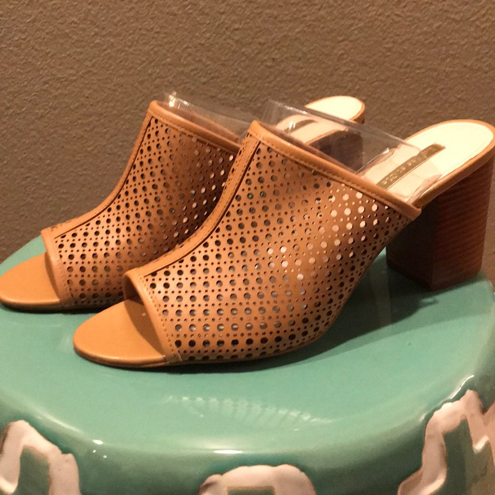 Louise et Cie Valora Laser Cut Mules